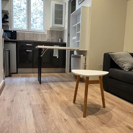Studio neuf entièrement équipé et bien situé. Apartamento París Exterior foto